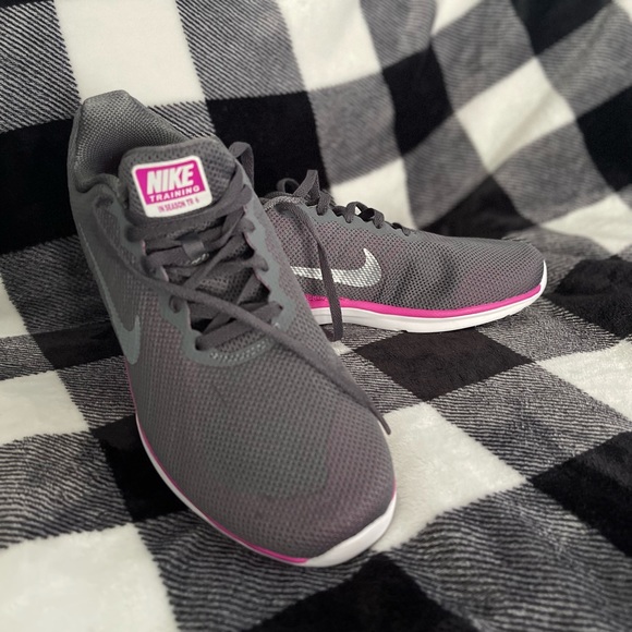 Nike in-season Tr 6 size 8 - Picture 1 of 9